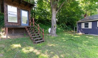 138 Wantastiquet Dr, Brattleboro, VT 05301