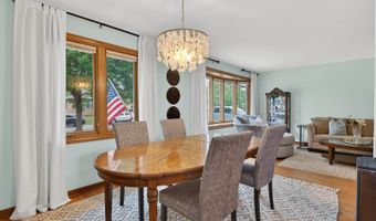 1016 S Haddow Ave, Arlington Heights, IL 60005