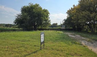 800 S Parkway Dr, Alvarado, TX 76009