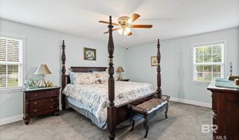 14230 S Wintzell Ave, Bayou La Batre, AL 36509