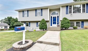 17 Middle St, North Providence, RI 02911
