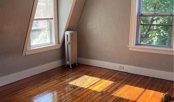 125 Smith St, Cranston, RI 02905