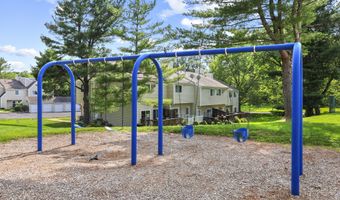22 Mohawk Ct 22, Cromwell, CT 06416