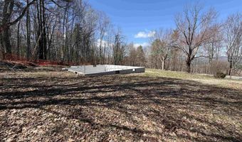 327 South Rd, Bethlehem, NH 03574