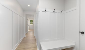 8296 Kettle Oak Dr SE, Alto, MI 49302