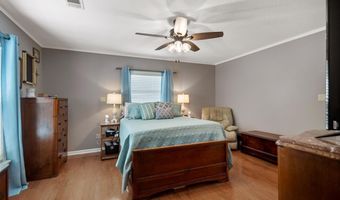2925 E Snow Ln, Alexander, AR 72002