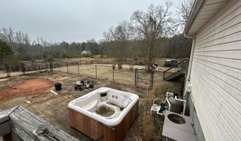 382 Lower Lovelace, West Point, GA 31833