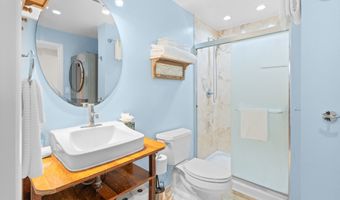75-5873 WALUA Rd 208, Kailua Kona, HI 96740