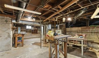 1516 17th St, Bedford, IN 47421