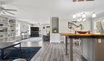 1032 Virginia Ave, Bauxite, AR 72011