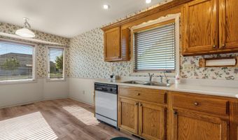 1408 Duesenberg Dr, Auburn, IN 46706