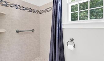 5605 Flat River Rd, Coventry, RI 02827