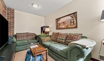 2206 E Carson St, Airville, PA 15203