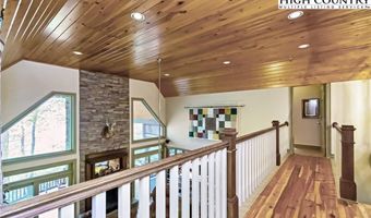 430 Crooked Creek Ln, Banner Elk, NC 28604