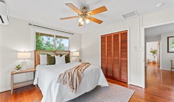 1230 Lola Pl, Kailua, HI 96734