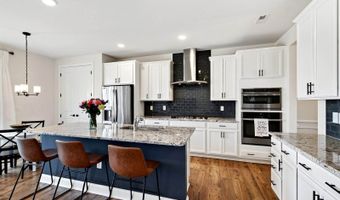 906 Haybeck Ln, Apex, NC 27523