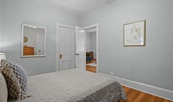 48 Constitution St 1, Bristol, RI 02809