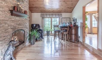 1 Carol Dr, Adams, NY 13605