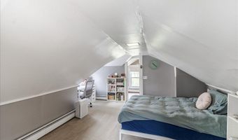 1086 EDGE HILL Rd, Abington, PA 19001