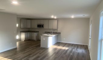 97 Coachman Ln, Autryville, NC 28318