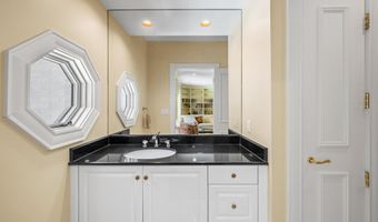 9204 REDWOOD Ave, Bethesda, MD 20817