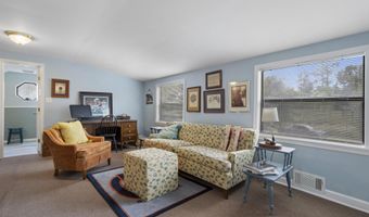 1099 Campbell Dr, Biloxi, MS 39532