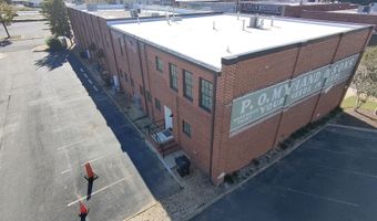 712 4th, West Point, GA 31833