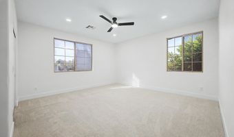 729 W LOCUST Dr, Chandler, AZ 85248
