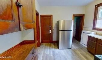 441 Myrtle Ave Apt 2, Albany, NY 12208