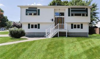 15 Blue Jay Dr, Cranston, RI 02920
