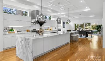 1609 Onslow Dr, Charlotte, NC 28205