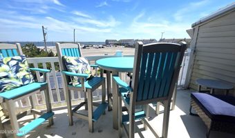 438 E Bay Ave 15, Barnegat, NJ 08005