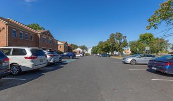 7361 MCWHORTER Pl 320, Annandale, VA 22003