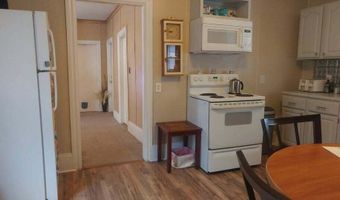 365 Turner St, Auburn, ME 04210