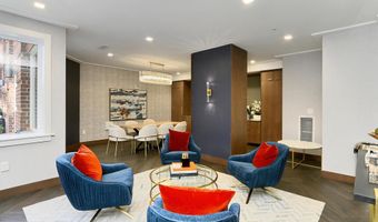 635 SLATERS Ln G-01, Alexandria, VA 22314