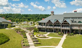 144 COWBIRD St, Lake Frederick, VA 22630