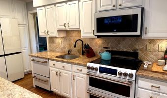 6203 FRANCONIA FOREST Ct, Alexandria, VA 22310