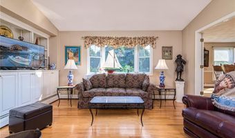 75 Hamilton Allenton Rd, North Kingstown, RI 02852