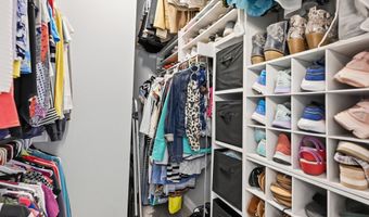 275 Inland Cir, Avon, IN 46123