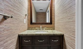 113 Arneytown Hornerstown Rd, Allentown, NJ 08501