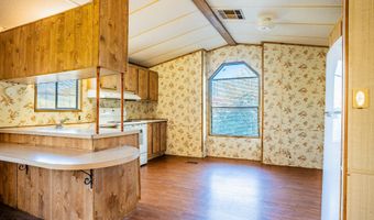 33300 S JEANNE Ln, Black Canyon City, AZ 85324