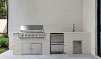 241 Traditions Dr, Alpharetta, GA 30004