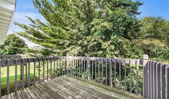 885 70th Ave N, Brooklyn Center, MN 55430