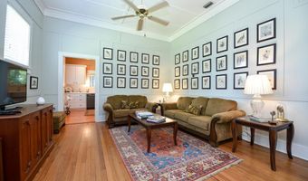 160 Ave C, Apalachicola, FL 32320