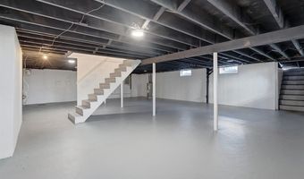 73 Tucker St, Lincoln, RI 02865
