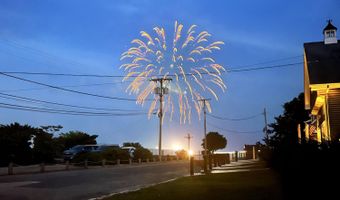 20 Starboard St, Beachwood, NJ 08722