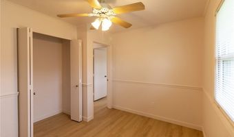 126 Greenbriar Dr, Aurora, OH 44202