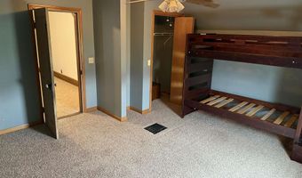 609 Welty St, Berne, IN 46711