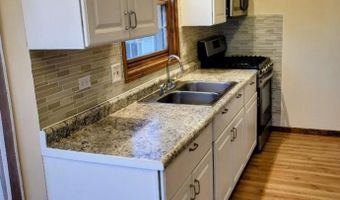 3116 N Daniels Ct 3116, Arlington Heights, IL 60004