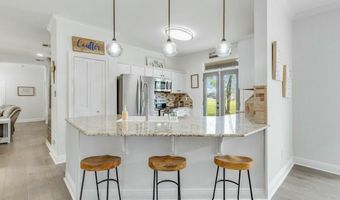 9306 Forest Rd, Abbeville, LA 70510